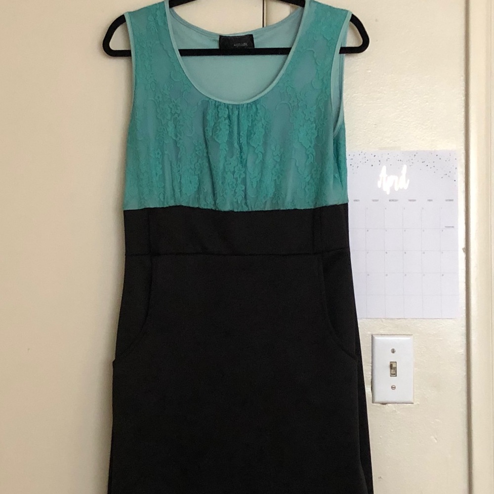 FOREVER 21 DRESS